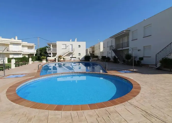 Apartamento Cozy In With Shared Pool *